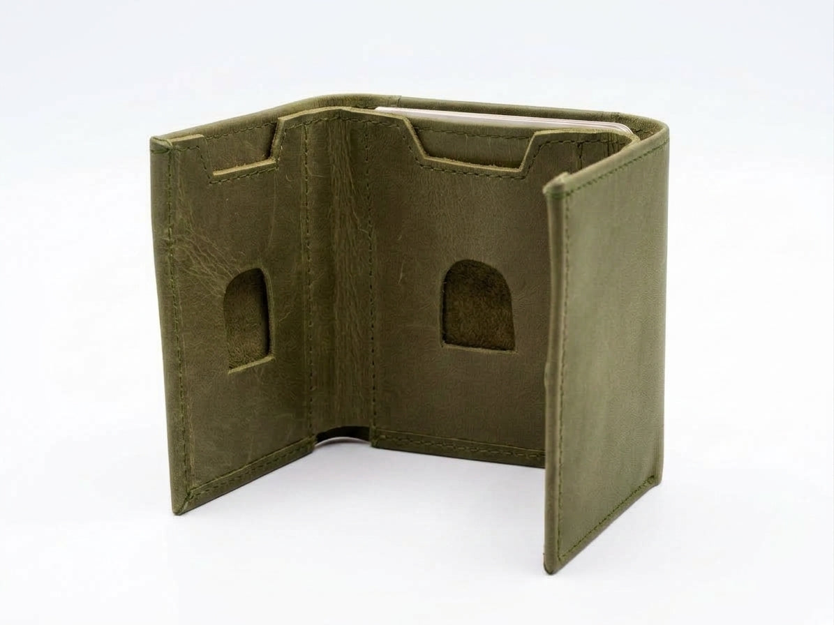 Vero Olive Trifold